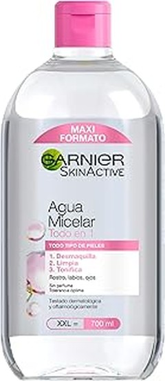 Comparativa entre desmaquillantes todo en uno y desmaquillantes en aceite