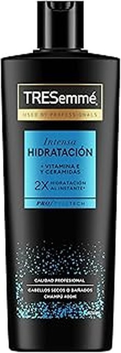 Champús hidratantes más recomendados por expertos para cabello seco